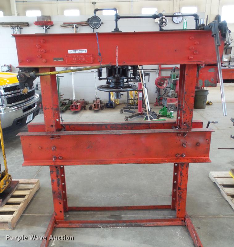 image for item DZ9376 The Manley Mfg. press