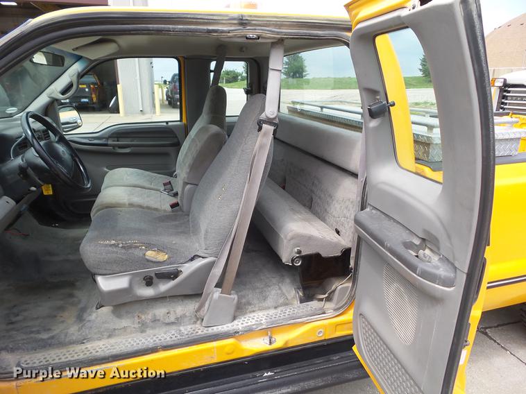 image for item DZ9379 1999 Ford F250 Super Duty SuperCab pickup truck