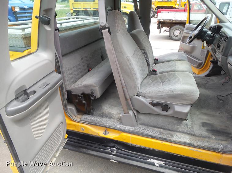 image for item DZ9379 1999 Ford F250 Super Duty SuperCab pickup truck