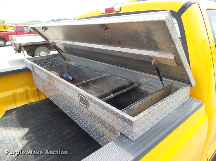 image for item DZ9379 1999 Ford F250 Super Duty SuperCab pickup truck