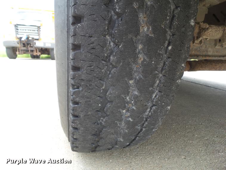 image for item DZ9379 1999 Ford F250 Super Duty SuperCab pickup truck