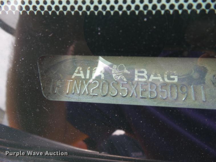 image for item DZ9379 1999 Ford F250 Super Duty SuperCab pickup truck