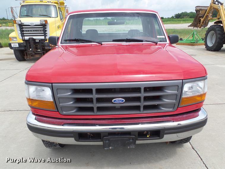 image for item DZ9381 1997 Ford F250 SuperCab pickup truck