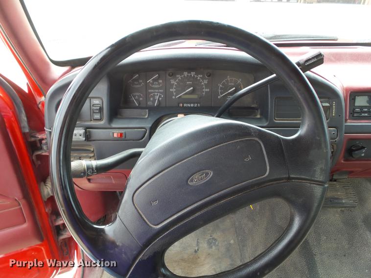 image for item DZ9381 1997 Ford F250 SuperCab pickup truck