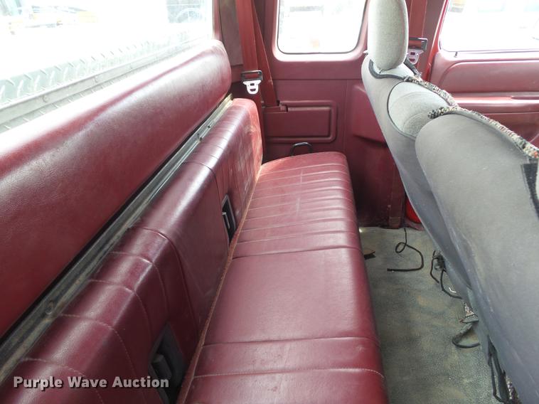 image for item DZ9381 1997 Ford F250 SuperCab pickup truck