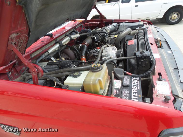 image for item DZ9381 1997 Ford F250 SuperCab pickup truck