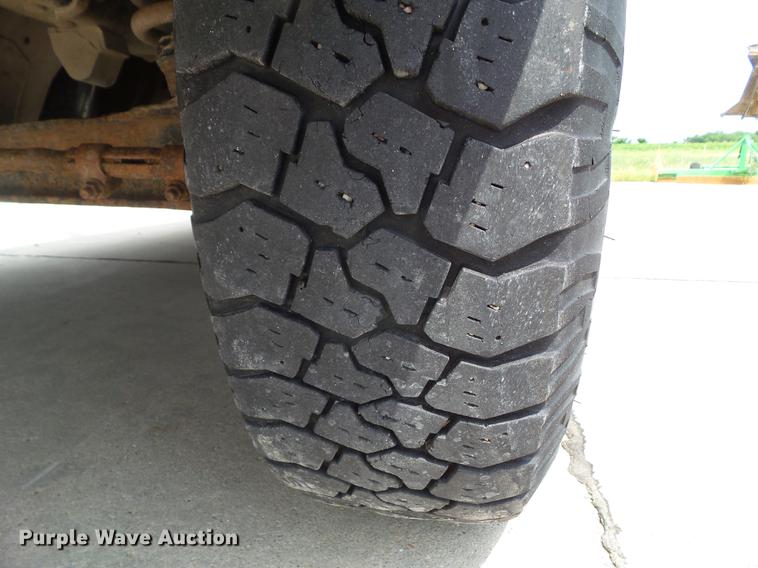 image for item DZ9381 1997 Ford F250 SuperCab pickup truck