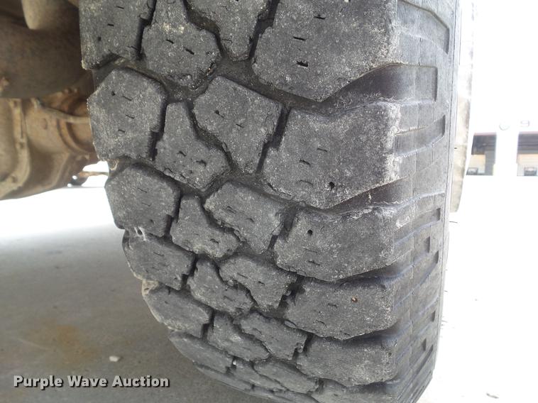 image for item DZ9381 1997 Ford F250 SuperCab pickup truck