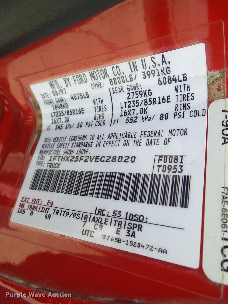 image for item DZ9381 1997 Ford F250 SuperCab pickup truck