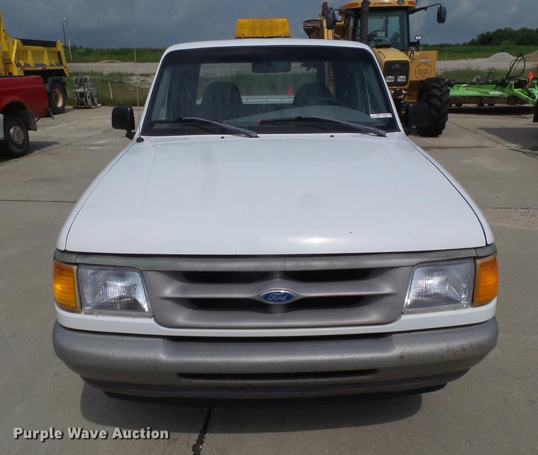 image for item DZ9382 1997 Ford Ranger SuperCab pickup truck