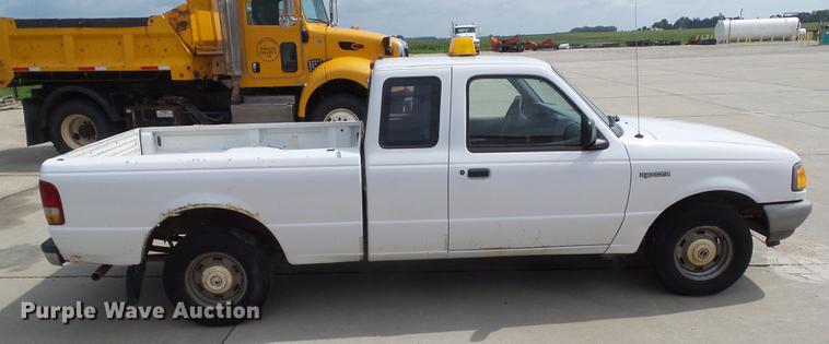 image for item DZ9382 1997 Ford Ranger SuperCab pickup truck