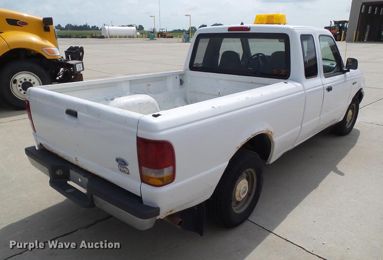 image for item DZ9382 1997 Ford Ranger SuperCab pickup truck