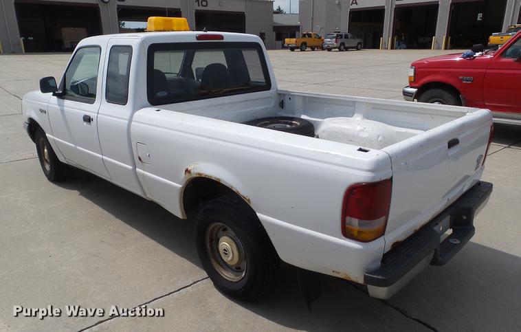 image for item DZ9382 1997 Ford Ranger SuperCab pickup truck