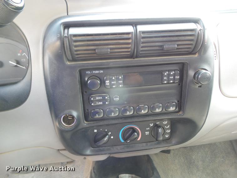 image for item DZ9382 1997 Ford Ranger SuperCab pickup truck