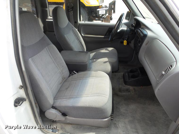 image for item DZ9382 1997 Ford Ranger SuperCab pickup truck