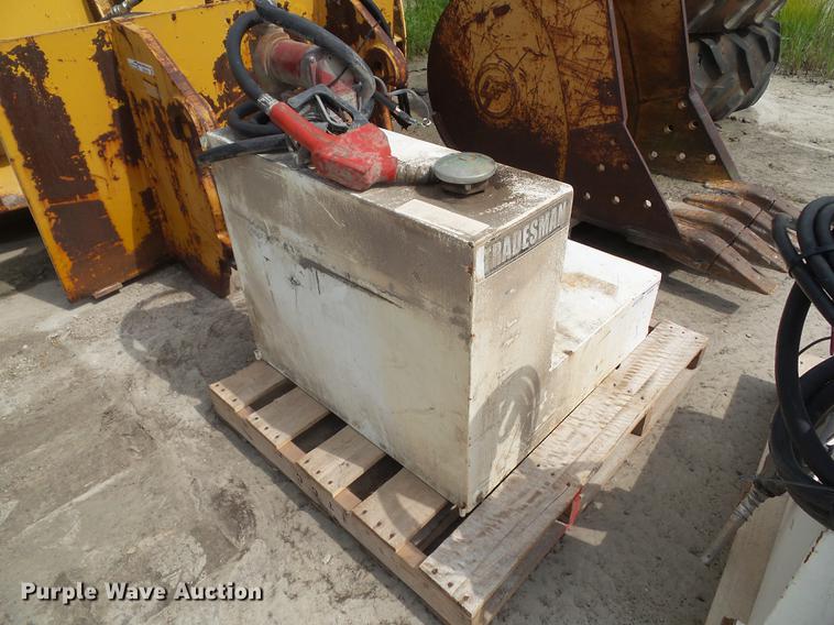 image for item DZ9387 Fuel tank