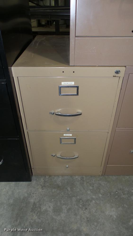 image for item EF9175 (6) filing cabinets