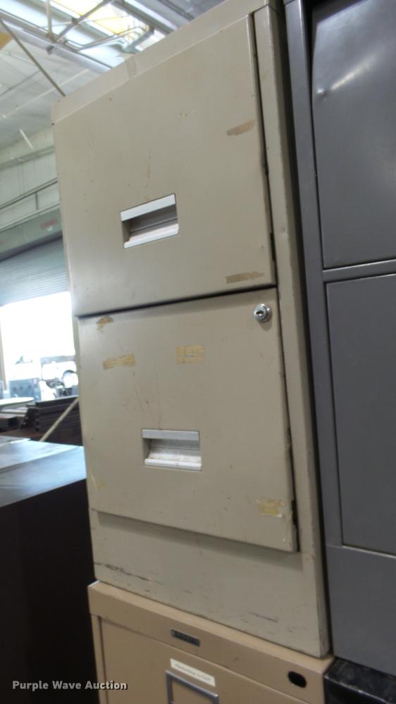 image for item EF9176 (8) filing cabinets