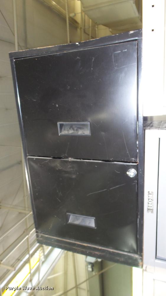 image for item EF9176 (8) filing cabinets
