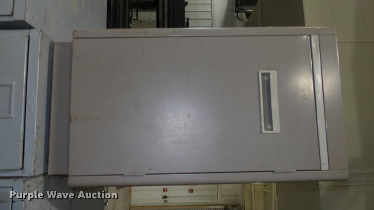 image for item EF9177 (9) filing cabinets