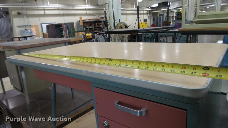 image for item EF9178 (4) desks