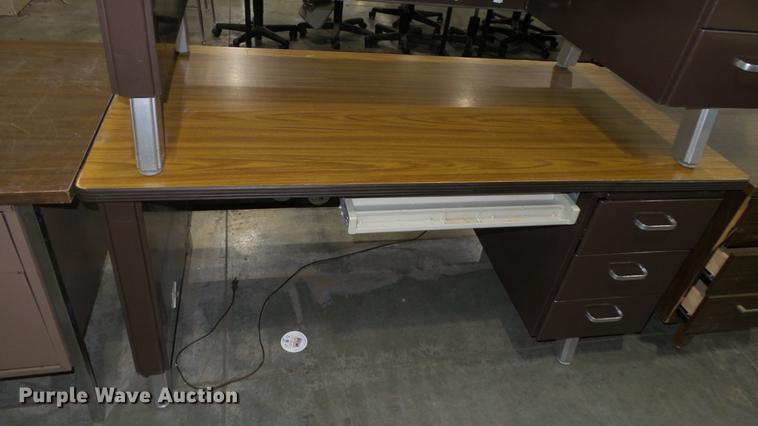 image for item EF9183 (2) metal desks