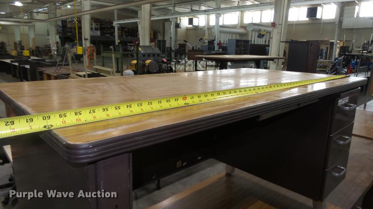image for item EF9183 (2) metal desks