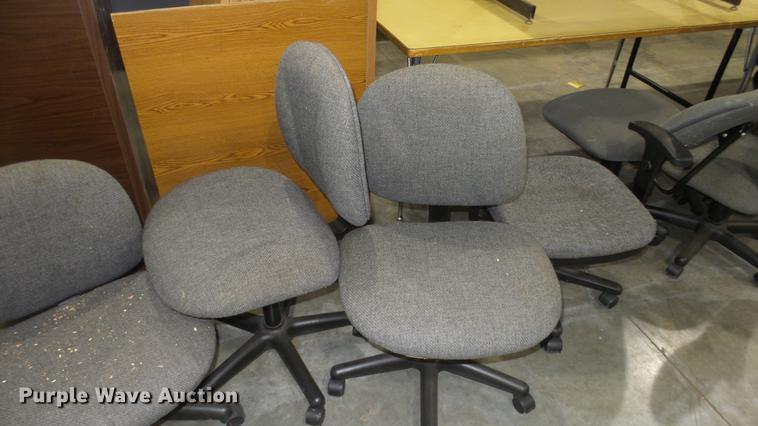 image for item EF9185 Approximately 33 chairs