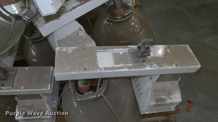 image for item EF9186 (38) holophone light fixtures