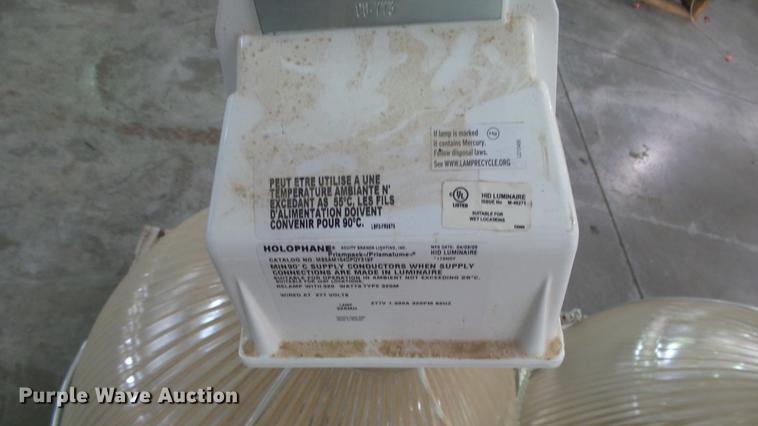 image for item EF9187 (24) holophone light fixtures