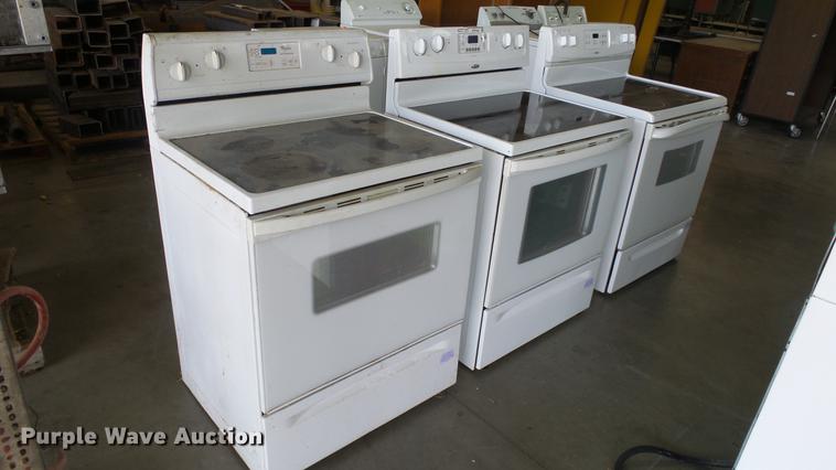 image for item EF9196 (3) ovens
