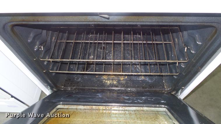 image for item EF9196 (3) ovens