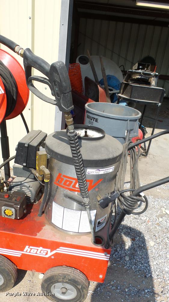 image for item EF9211 Hotsy 555SS hot pressure washer