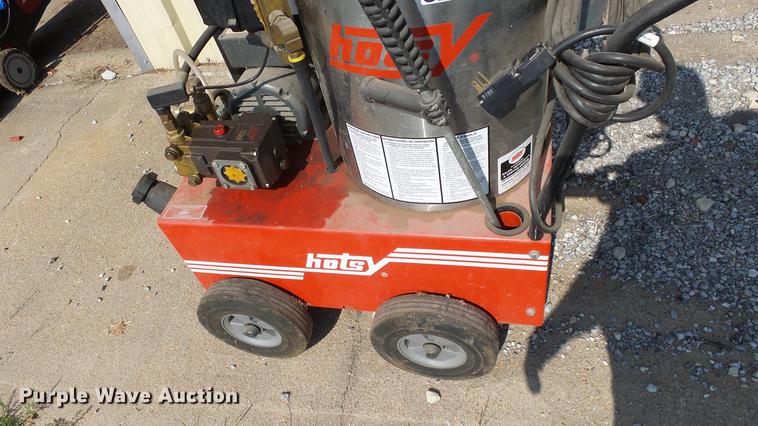 image for item EF9211 Hotsy 555SS hot pressure washer