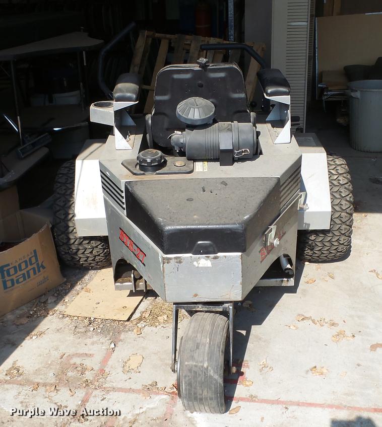image for item EF9218 Zipper STS-27 ZTR lawn mower