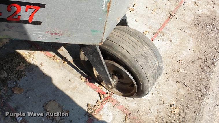 image for item EF9218 Zipper STS-27 ZTR lawn mower