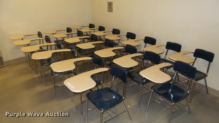 image for item EF9220 Approximately 22 school desks