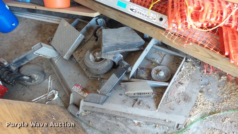 image for item EF9221 (2) Fair Play basketball scoreboards