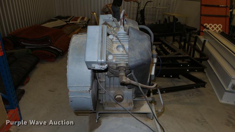 image for item EF9222 Johnson Controls air compressor