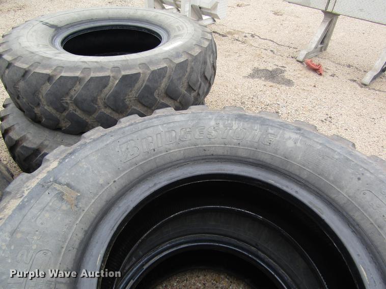 image for item EI9423 (6) 14.00R24 tires