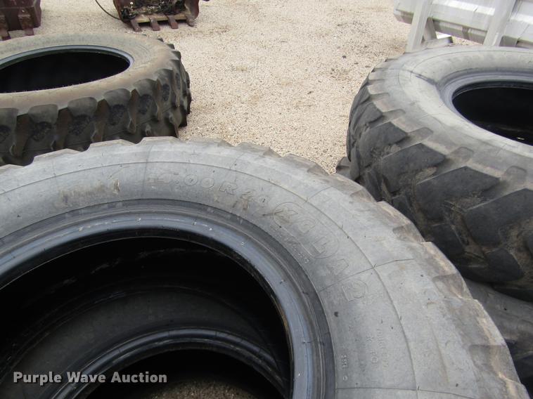 image for item EI9423 (6) 14.00R24 tires