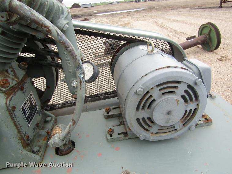 image for item EI9430 Gardner Denver air compressor