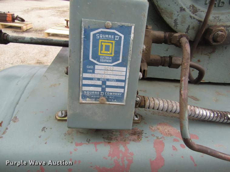 image for item EI9430 Gardner Denver air compressor