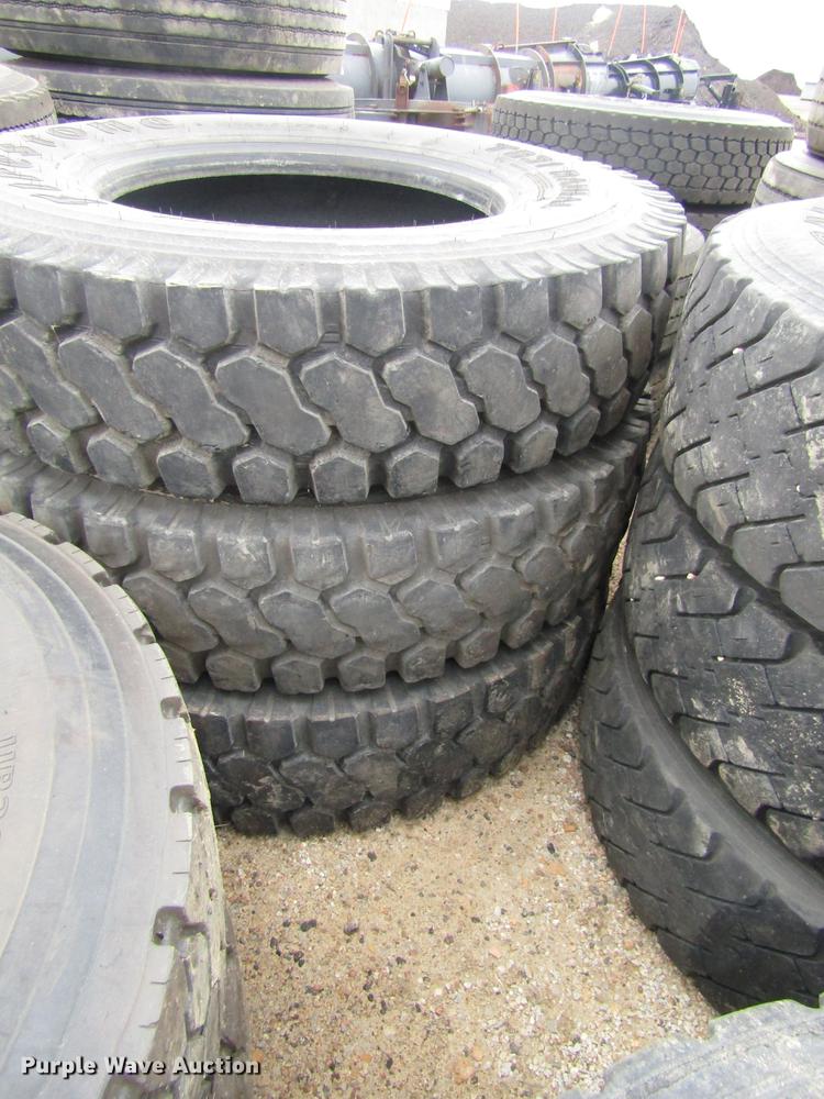 image for item EI9434 (9) tires