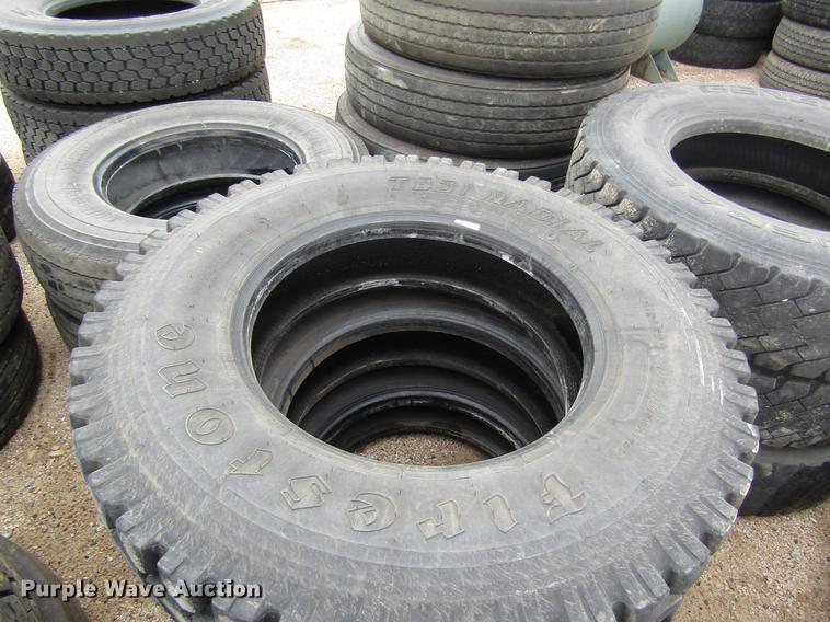 image for item EI9434 (9) tires