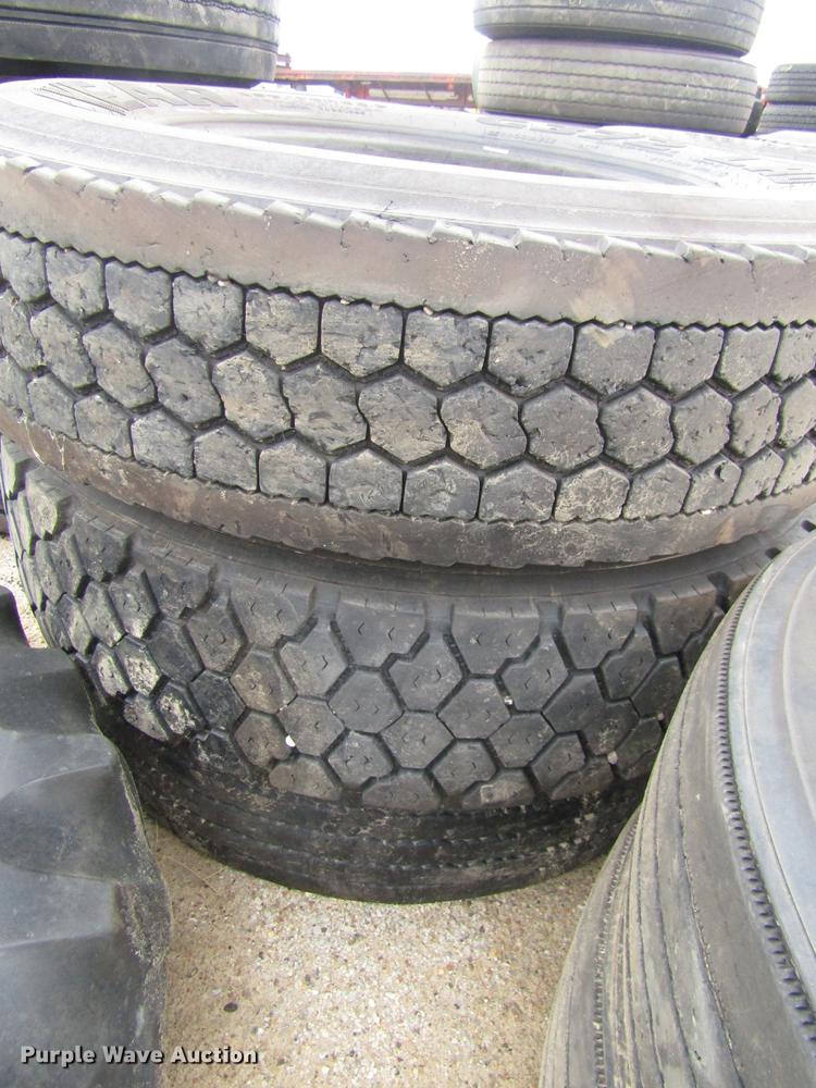 image for item EI9434 (9) tires