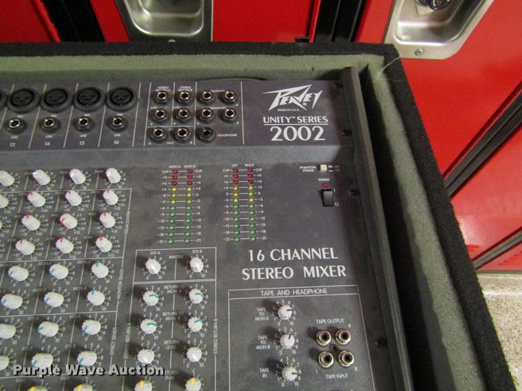 image for item EI9445 Peavey speakers