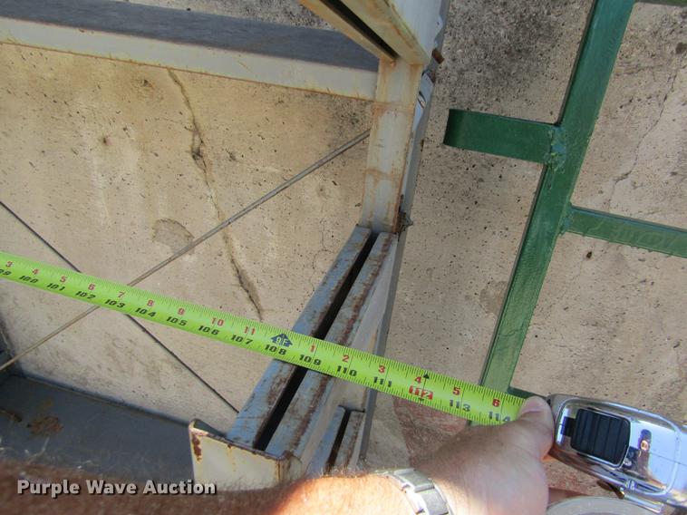 image for item EI9452 Tools