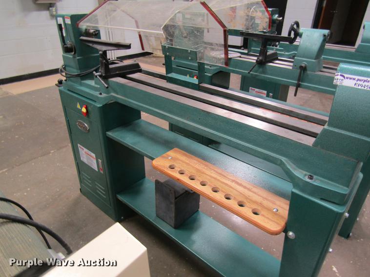 image for item EI9456 Grizzly wood lathe