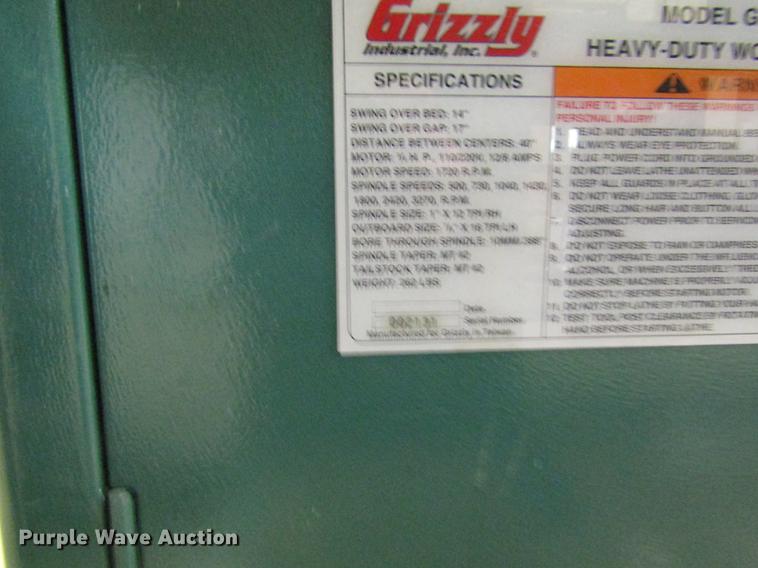 image for item EI9457 Grizzly wood lathe